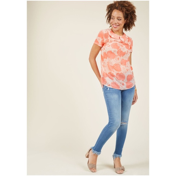 MODCLOTH Apple Short-Sleeved Peter Pan Collar Top - Picture 8 of 8